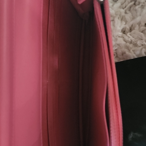 Chanel Wallet on a Chain - Picture 6 of 7